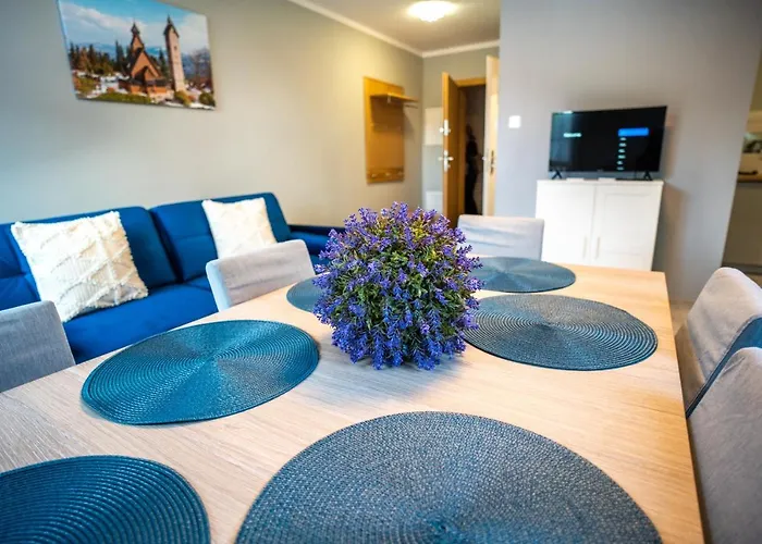 Szafirowe Oczko Apartment *